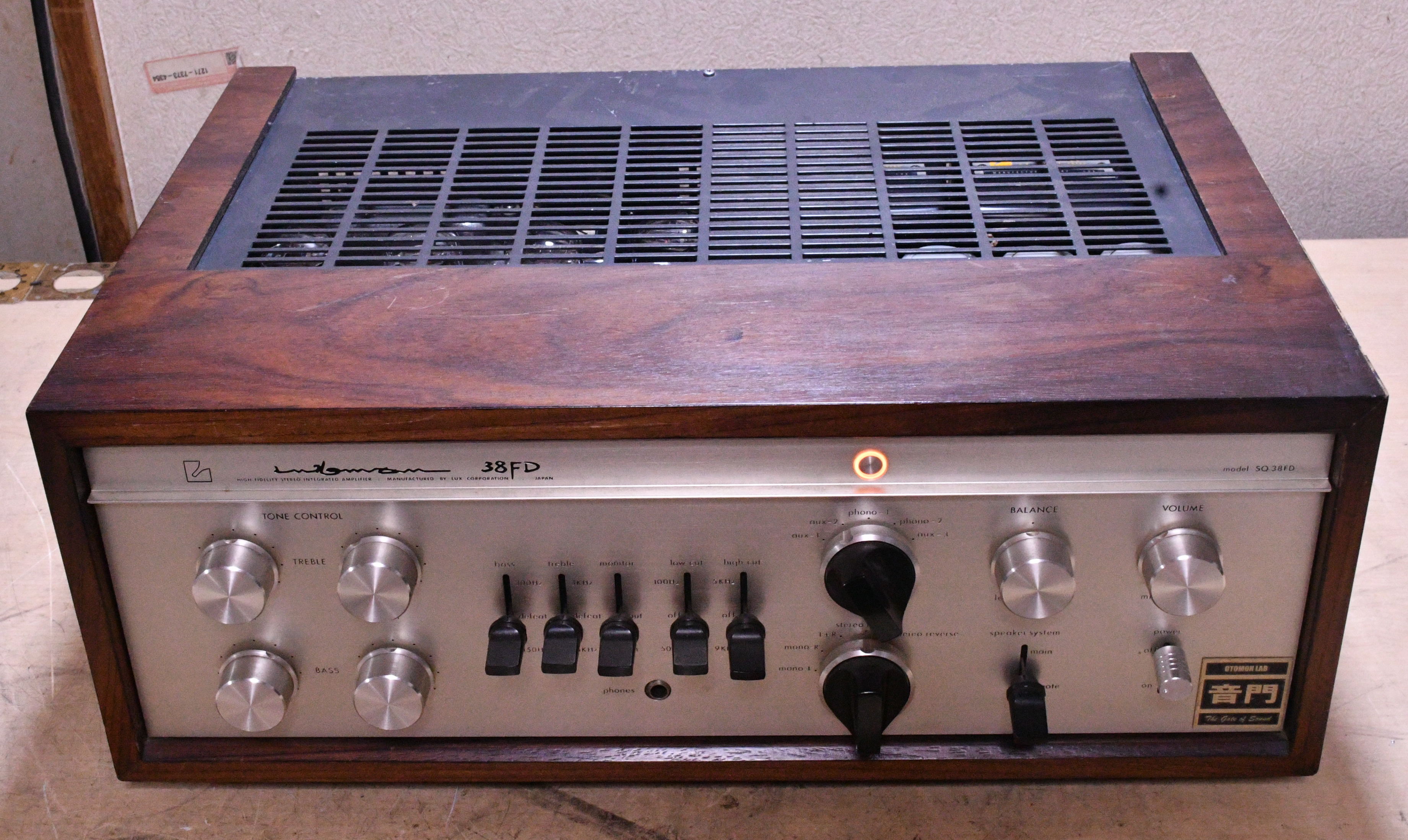 Luxman SQ-38FD integrated tube amplifier with phono OTOMON LAB overhaul and modified