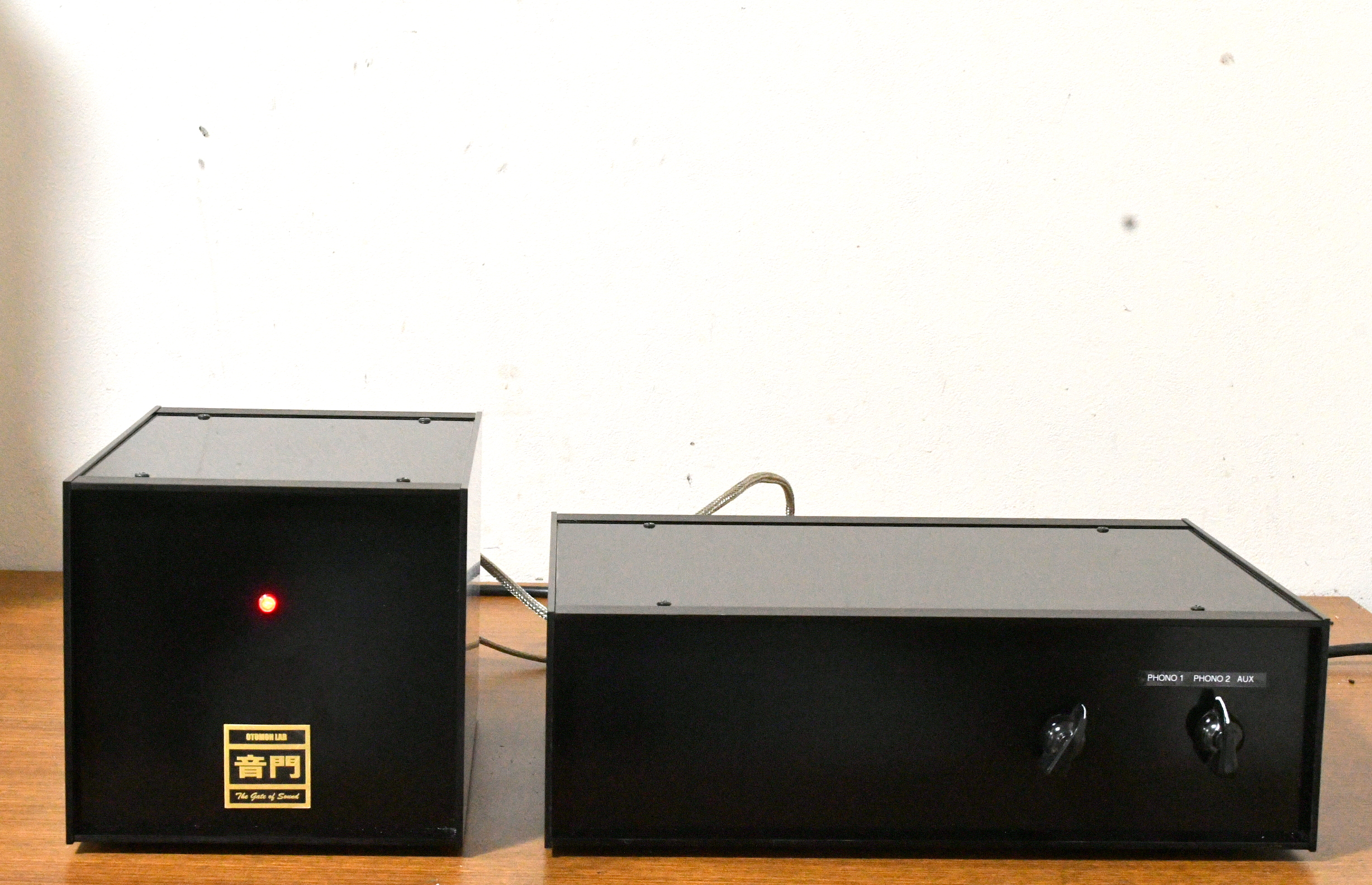 OTOMON LAB tube preamplifier * CR type phono stage included