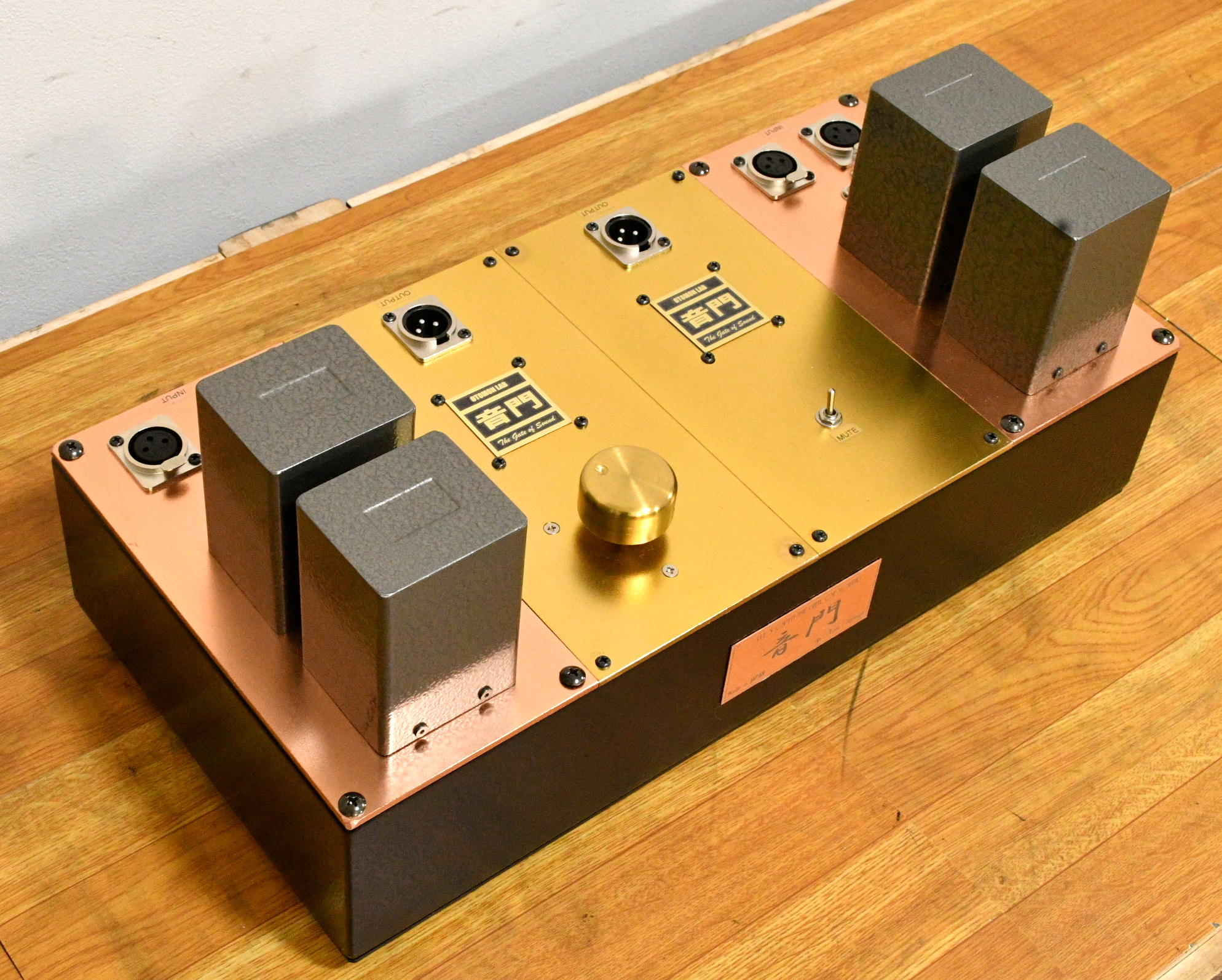 Passive preamp transformer Finemet core attenuator 48 steps * Input, Output true balance