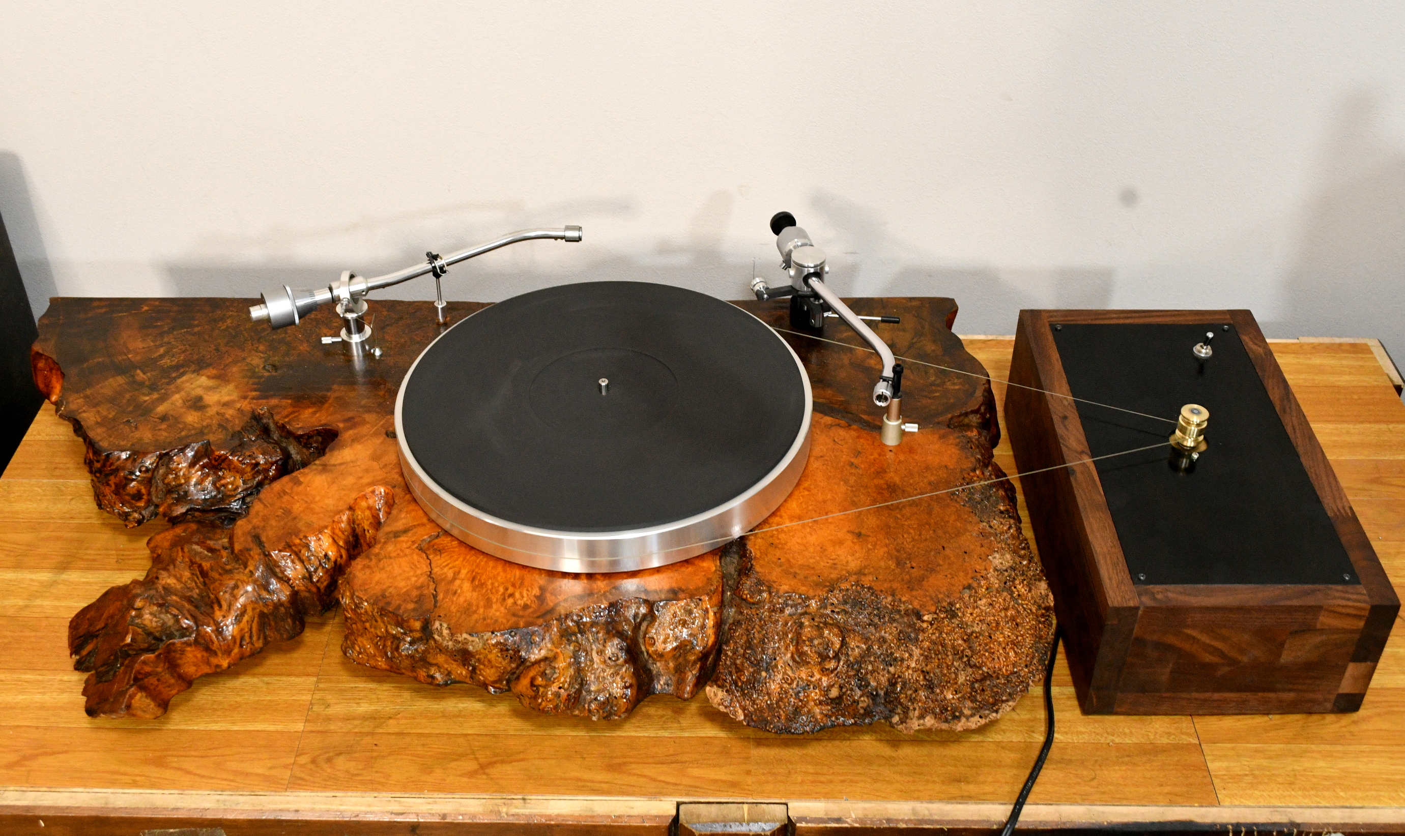 Order made turntable with Micro seiki parts and 2 tonearms