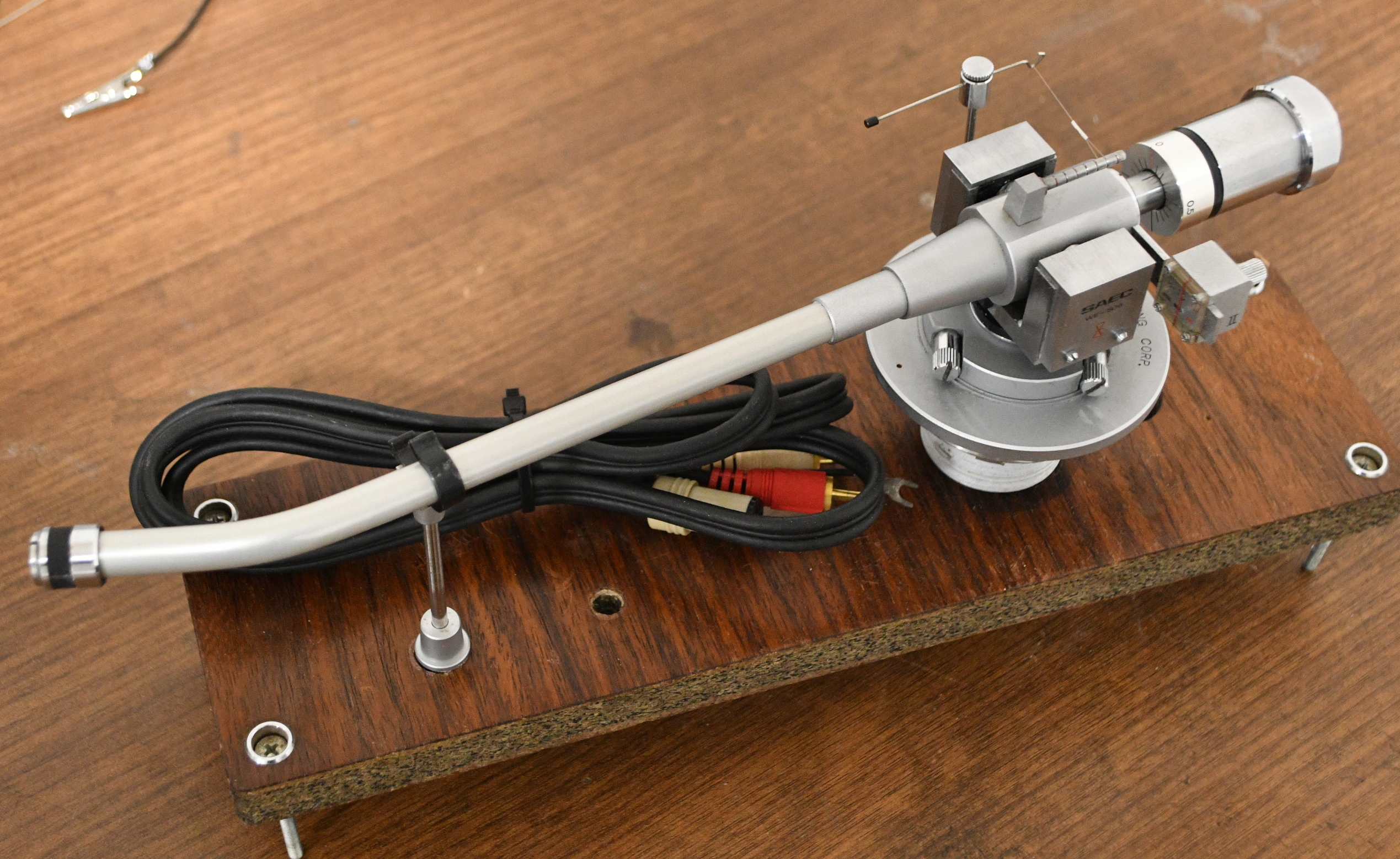 RARE ! SAEC WE-506/30 12 inches long tonearm with original tonearm cable