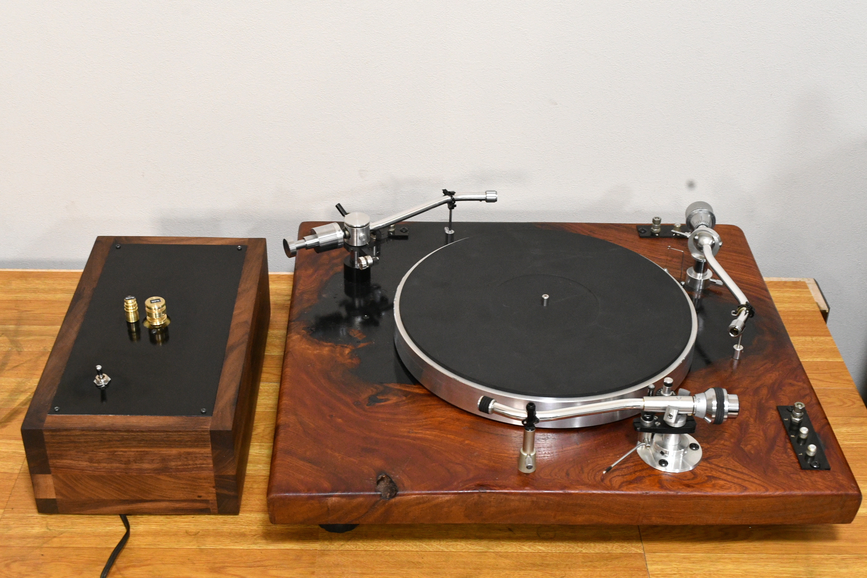 Order made turntable with Micro seiki parts and 3 tonearms