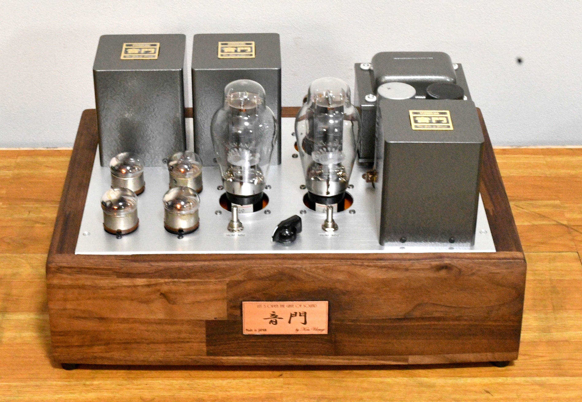 300B/2A3/45 compatible SE tube amplifier * No NFB * Max output 8W/8ohm AC heater